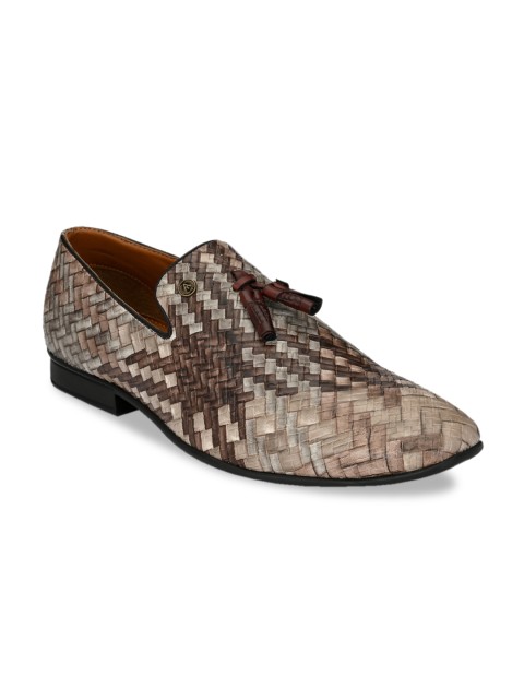 

Alberto Torresi Men Beige Tassled Loafers