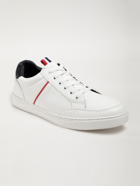 

LOCOMOTIVE Men White Sneakers