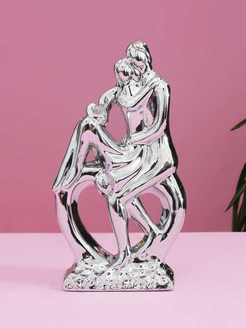 

Archies Unisex Silver Polyresin Love Couple On Heart Shape Showpiece