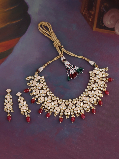 

Studio Voylla Women Brass-Plated Gold-Toned & White Jewellery Set