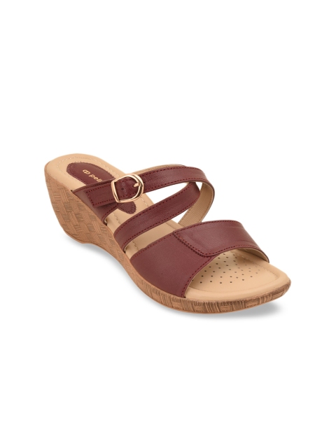 

pelle albero Women Maroon Solid Sandals