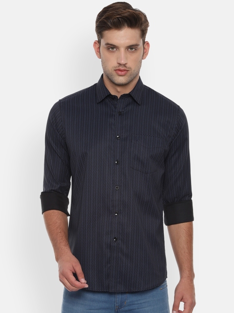 

Allen Solly Men Black & Blue Slim Fit Printed Casual Shirt