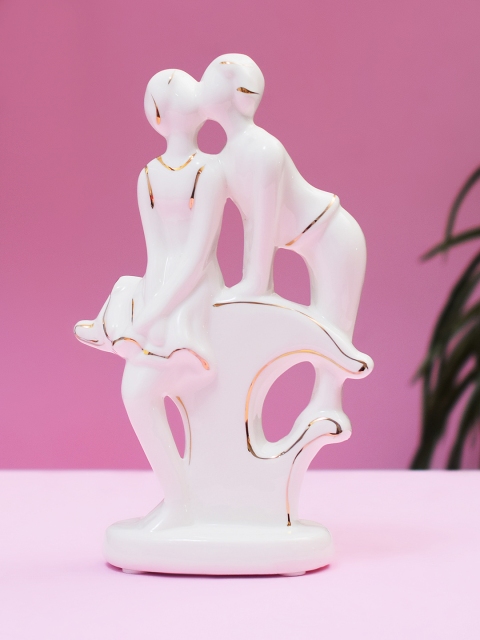 

Archies Love Gifts Unisex White and Gold Polyresin Love Couple Showpiece