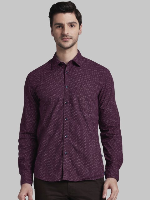 

Parx Men Purple & White Slim Fit Printed Casual Shirt