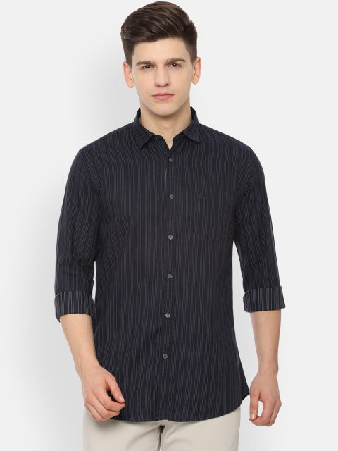 

Van Heusen Sport Men Black Slim Fit Striped Casual Shirt