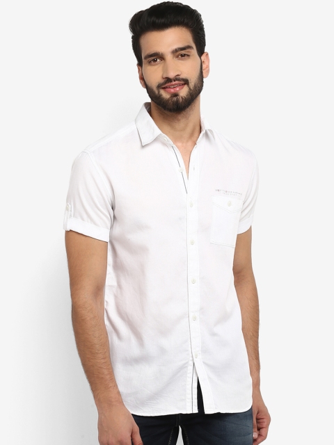 

Mufti Men White Slim Fit Solid Casual Shirt