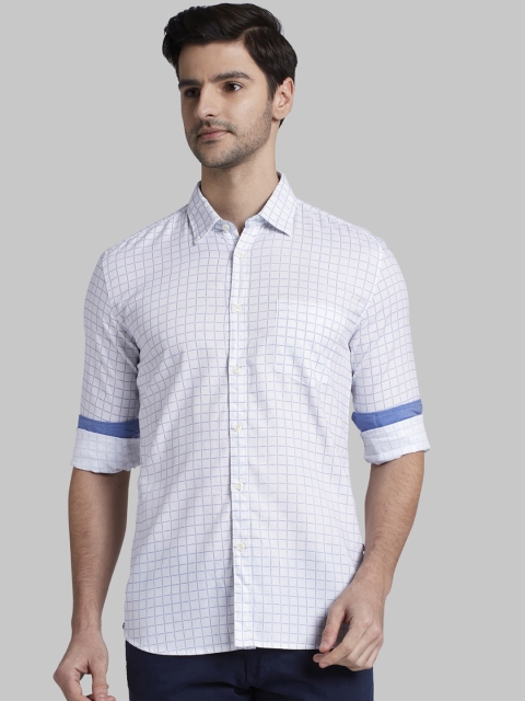 

Parx Men White & Blue Slim Fit Checked Casual Shirt