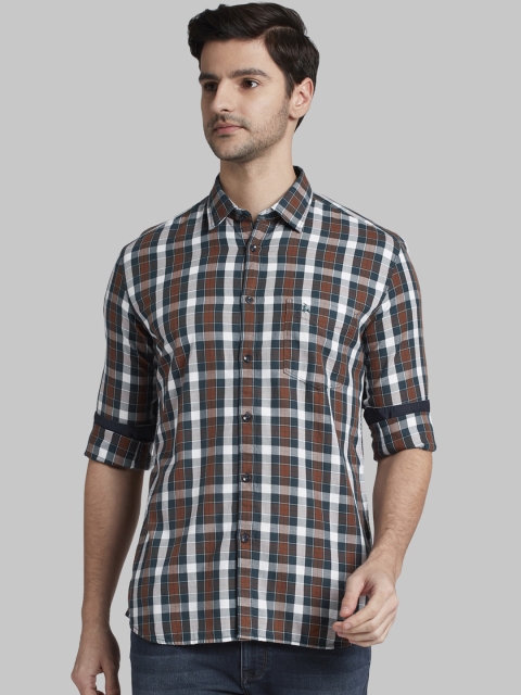 

Parx Men Green & Brown Slim Fit Checked Casual Shirt