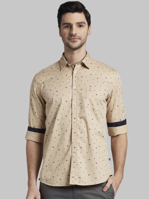 

Parx Men Beige Slim Fit Printed Casual Shirt