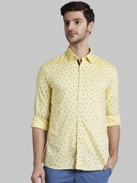 

Parx Men Yellow Slim Fit Printed Casual Shirt