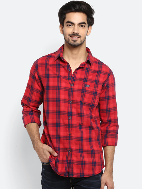 

Mufti Men Red & Navy Blue Slim Fit Checked Casual Shirt