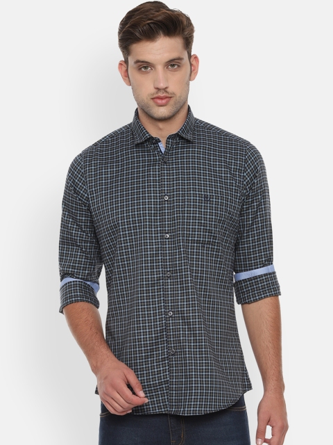 

Van Heusen Sport Men Navy Blue & White Slim Fit Checked Casual Shirt