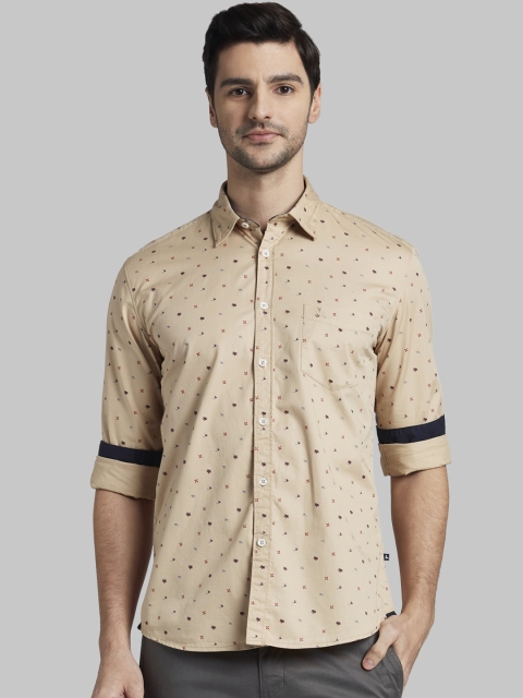

Parx Men Beige Slim Fit Printed Casual Shirt