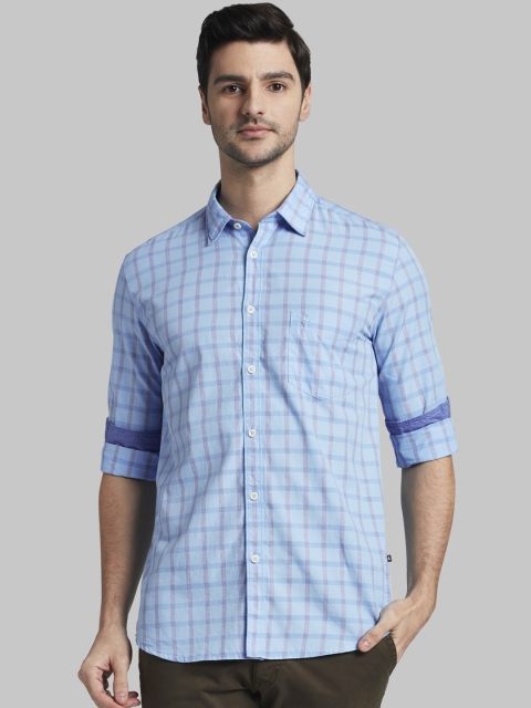 

Parx Men Blue Slim Fit Checked Casual Shirt