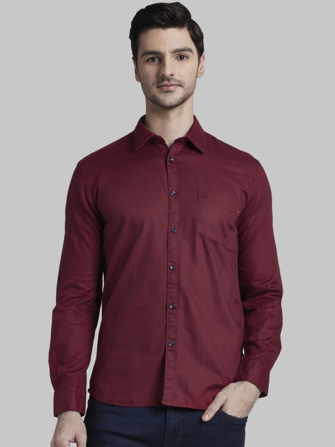 

Parx Men Maroon Slim Fit Solid Casual Shirt