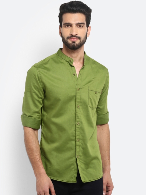 

Mufti Men Green Slim Fit Solid Casual Shirt