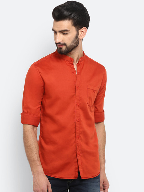 

Mufti Men Red Slim Fit Solid Casual Shirt
