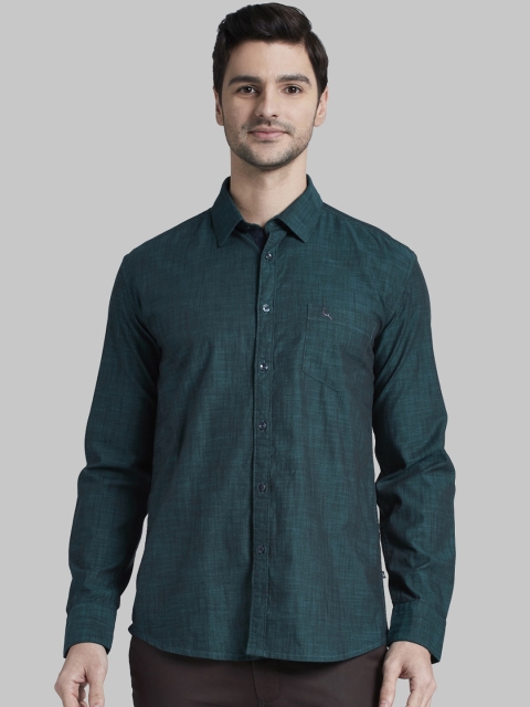 

Parx Men Green Slim Fit Solid Casual Shirt