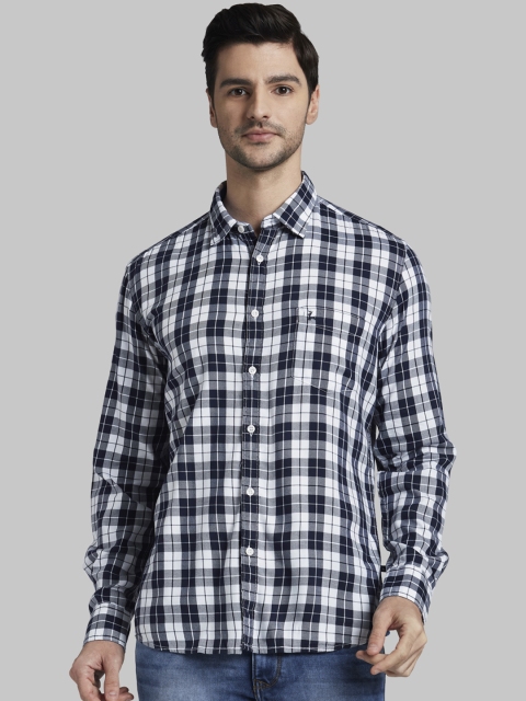 

Parx Men Navy Blue & White Slim Fit Checked Casual Shirt