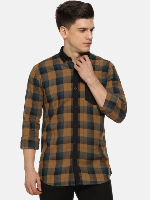 

Campus Sutra Men Brown & Black Regular Fit Checked Casual Shirt