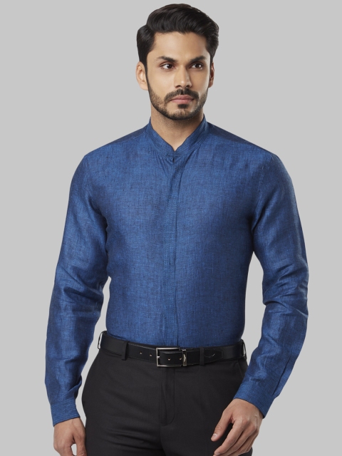 

Raymond Men Blue Regular Fit Solid Linen Formal Shirt