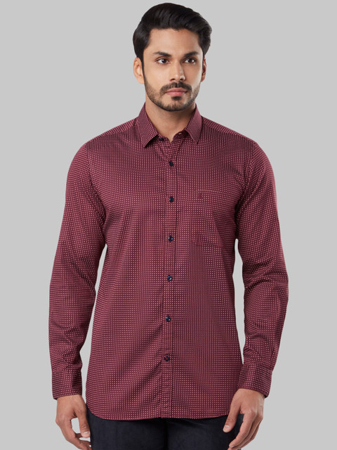 

Raymond Men Red Regular Fit Printed Casual Shirt