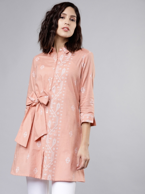 

Vishudh Women Peach-Coloured Printed Tunic