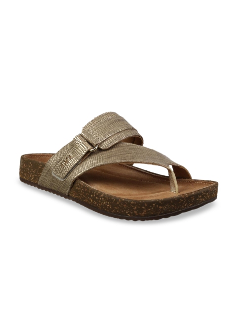 

Clarks Women Gold-Toned Solid Leather One Toe Flats