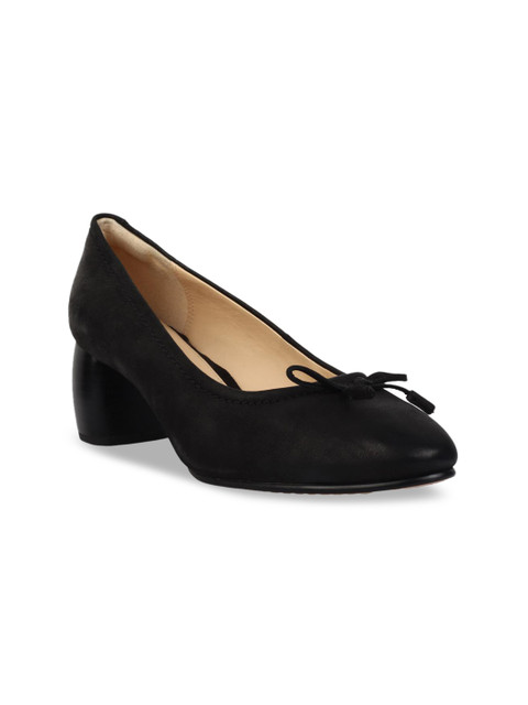 

Clarks Women Black Solid Leather Pumps