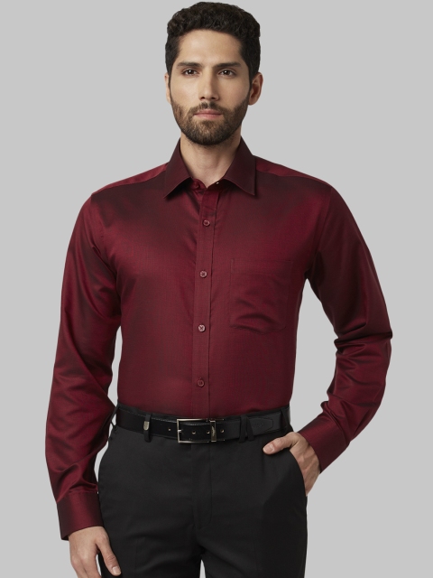 

Park Avenue Men Red Regular Fit Solid Formal Shirt