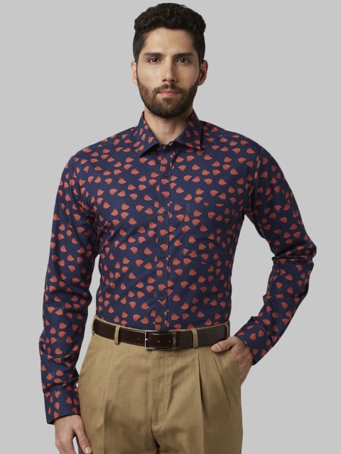 

Park Avenue Men Blue & Pink Regular Fit Printed Party Shirt