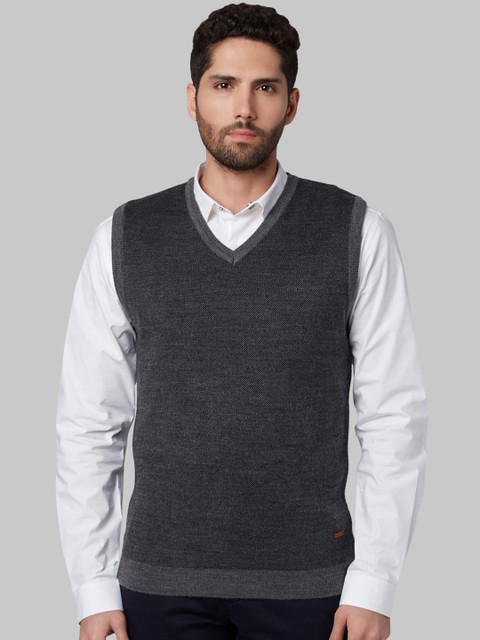 

Park Avenue Men Grey Solid Sweater