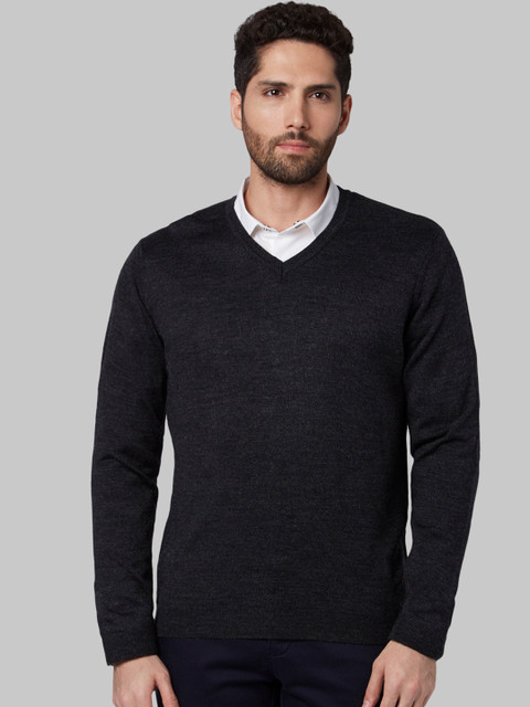 

Park Avenue Men Black Solid Sweater
