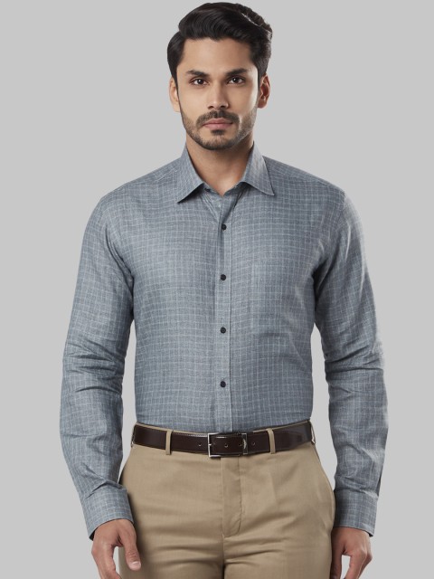 

Raymond Men Grey Regular Fit Checked Linen Formal Shirt