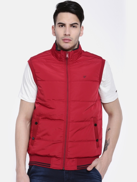 

t-base Men Red Solid Lightweight Jacket
