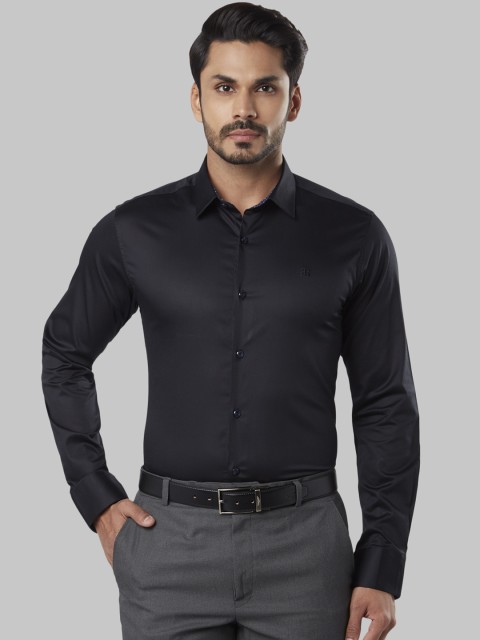 

Raymond Men Black Slim Fit Solid Formal Shirt