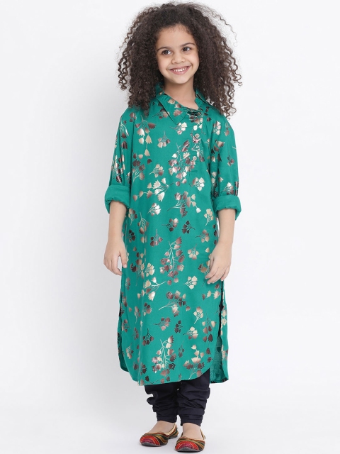

WONDERMOM Girls Green & Black Printed Kurta with Pyjamas