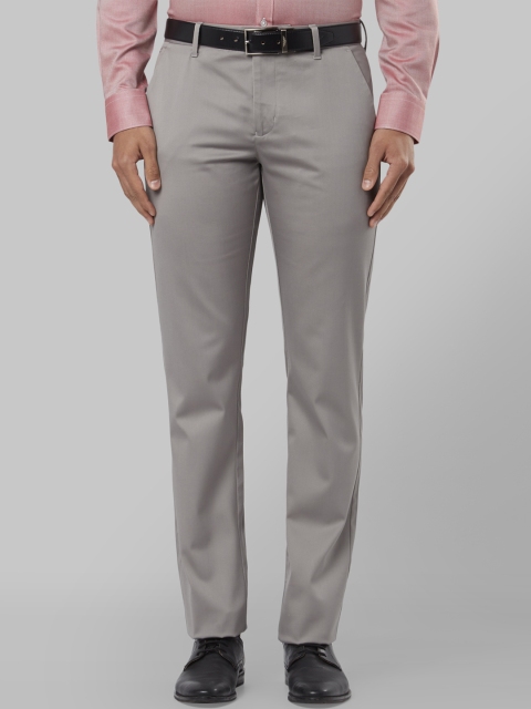

Raymond Men Grey Regular Fit Solid Formal Trousers