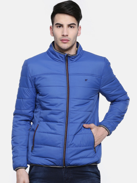 

t-base Men Blue Solid Lightweight Jacket
