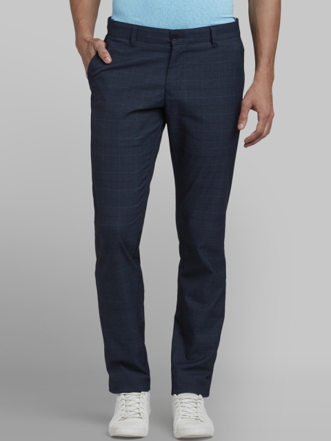 

Parx Men Navy Blue Tapered Fit Checked Formal Trousers