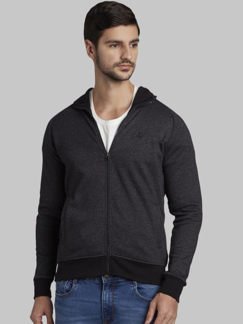 

Parx Men Black Solid Hooded Sweatshirt