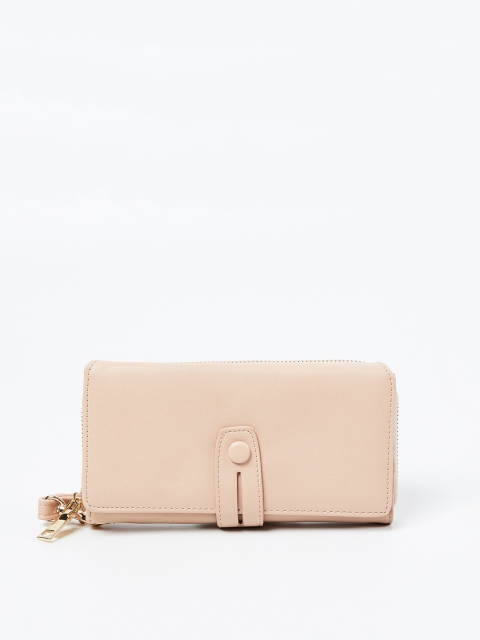 

Ginger by Lifestyle Women Peach-Coloured Solid Zip Around Wallet