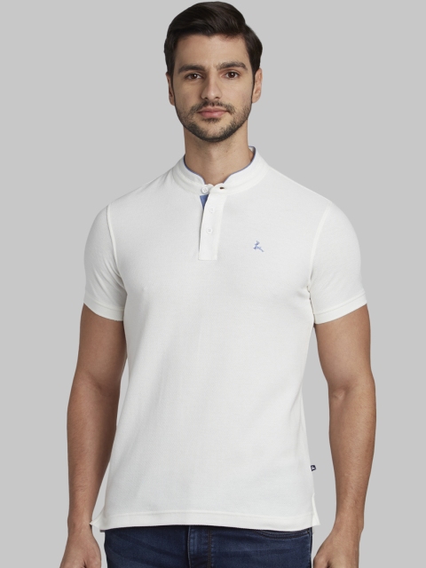 

Parx Men White Solid Mandarin Collar T-shirt