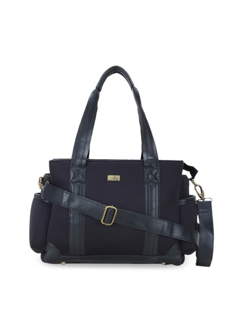 

yelloe Women Black Solid Handheld Bag