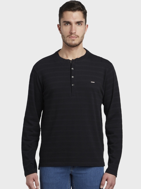 

ColorPlus Men Black Solid Henley Neck T-shirt