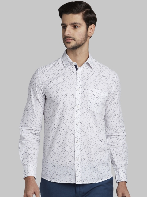 

Parx Men White & Blue Slim Fit Printed Casual Shirt