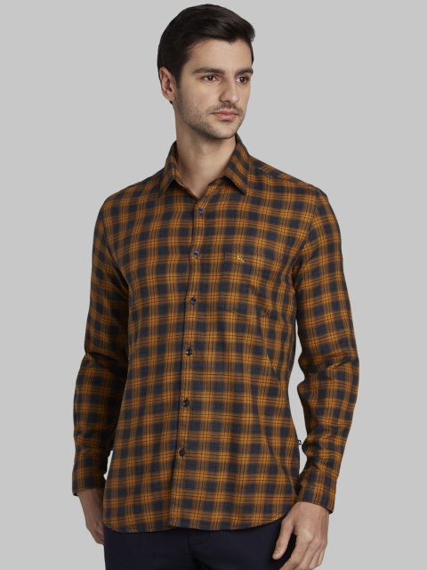 

Parx Men Mustard Yellow & Black Slim Fit Checked Casual Shirt