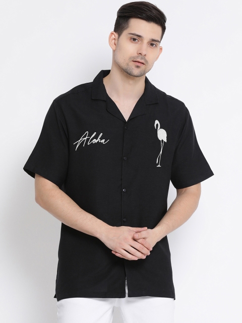 

Oxolloxo Men Black Regular Fit Printed Casual Shirt