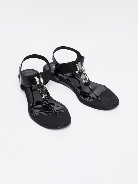 

CODE by Lifestyle Women Black Solid T-Strap Flats