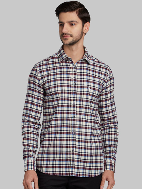 

Parx Men White & Burgundy Slim Fit Checked Casual Shirt